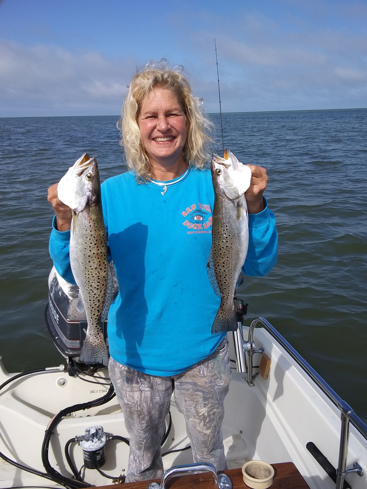 Fishing for speckled trout using Egret Baits Vudu Mullet & Live target  menhaden Trident Fishing 